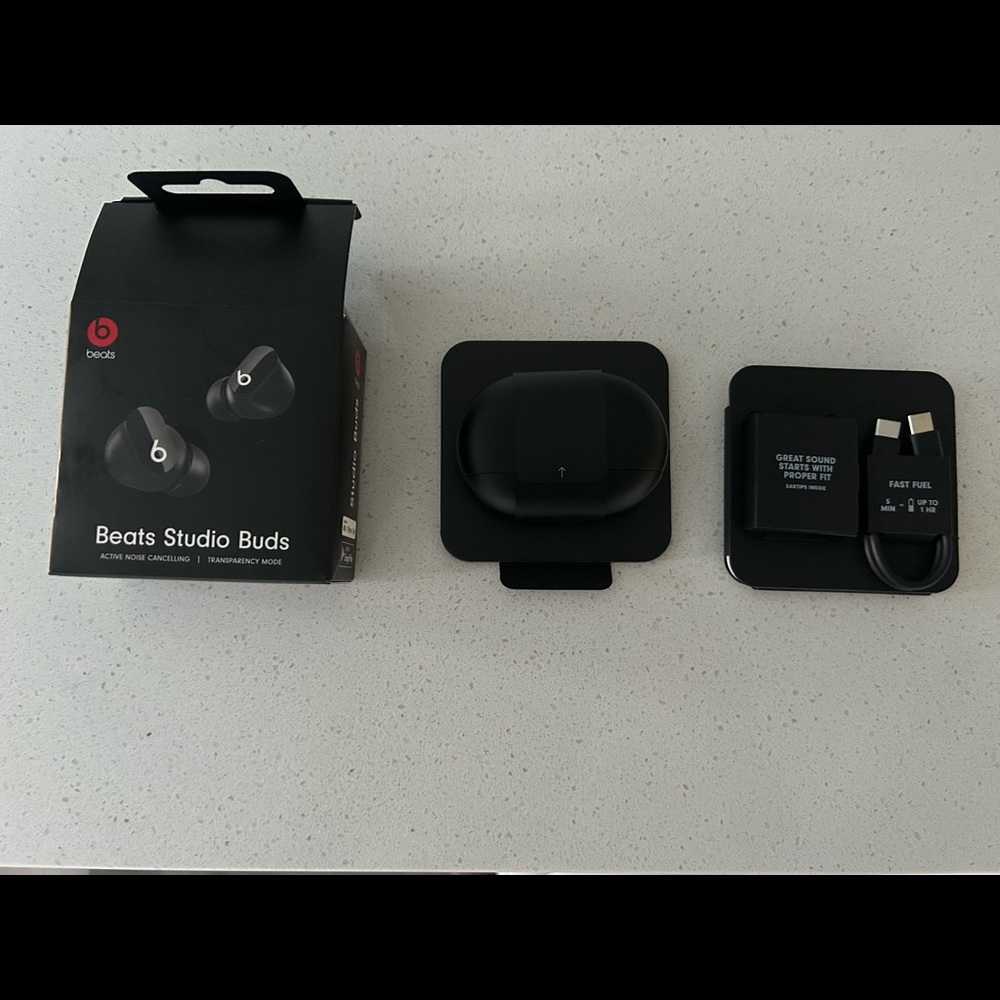 Beats Studio Buds
